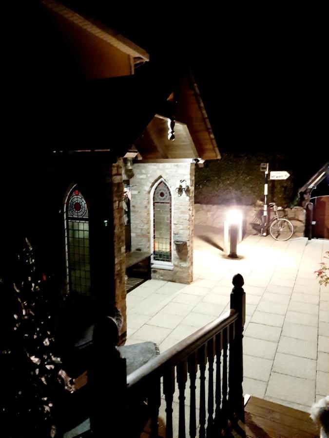 Мотели Riverside Lodge Карлингфорд